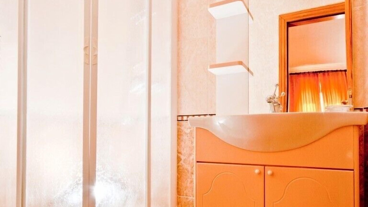 Photo of Bathroom in Sumartin