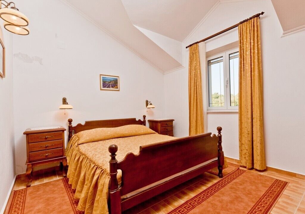 Photo of Bedroom in Sumartin