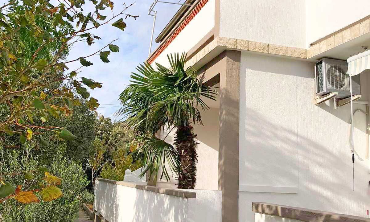 Photo of Outdoor in Barbat na Rabu