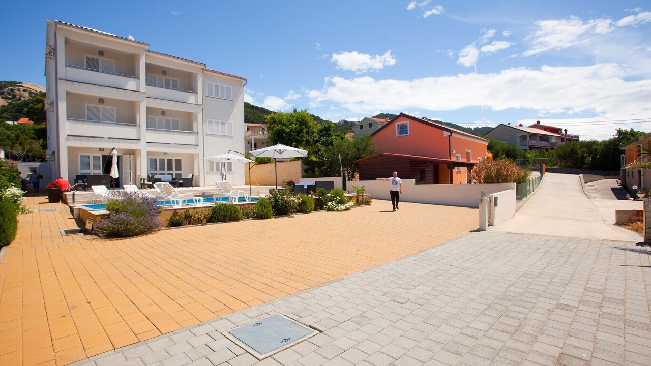Photo of Outdoor in Banjol