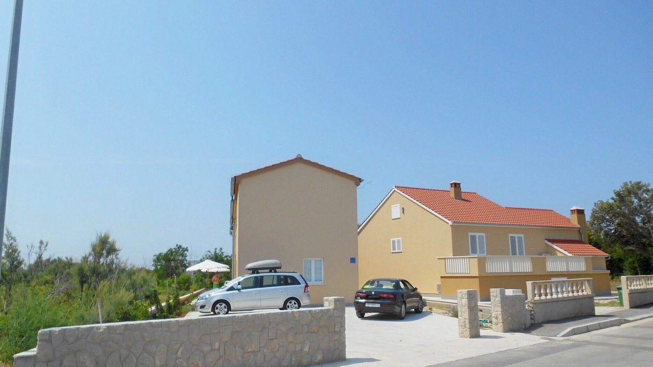 Photo of Outdoor in Nin