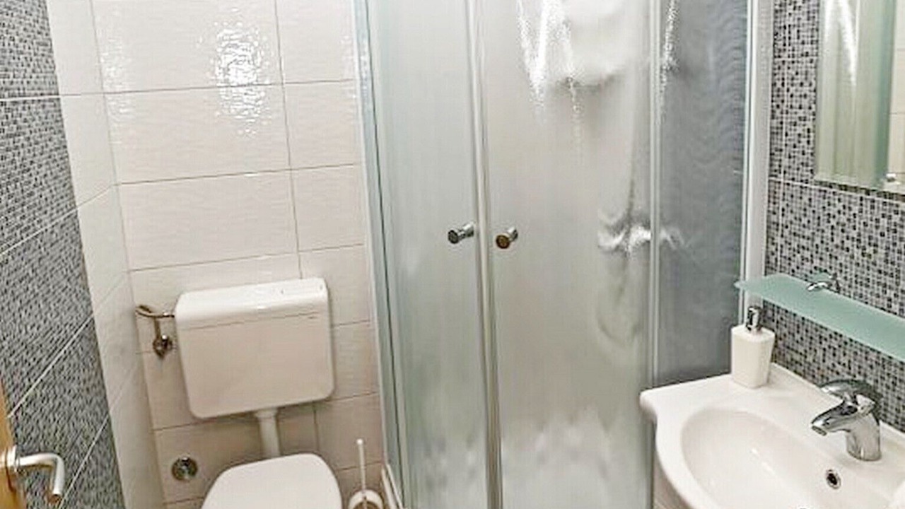Photo of Bathroom in Sucuraj