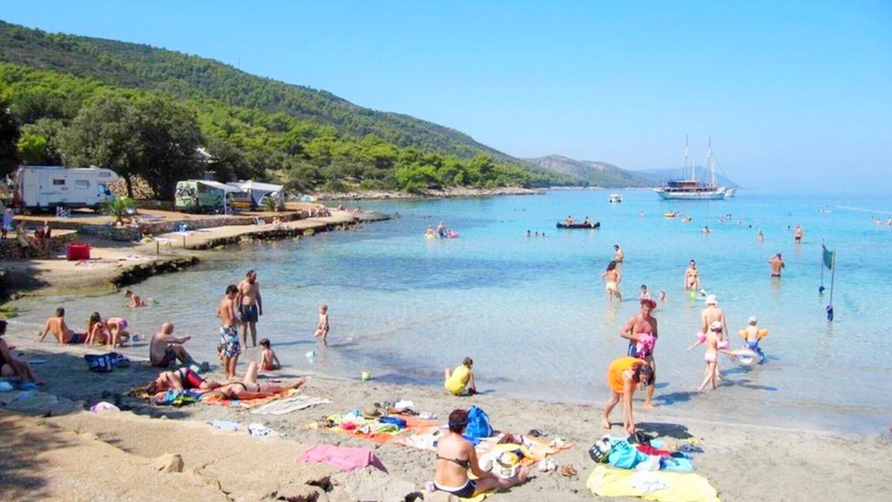 Photo of Others in Sucuraj