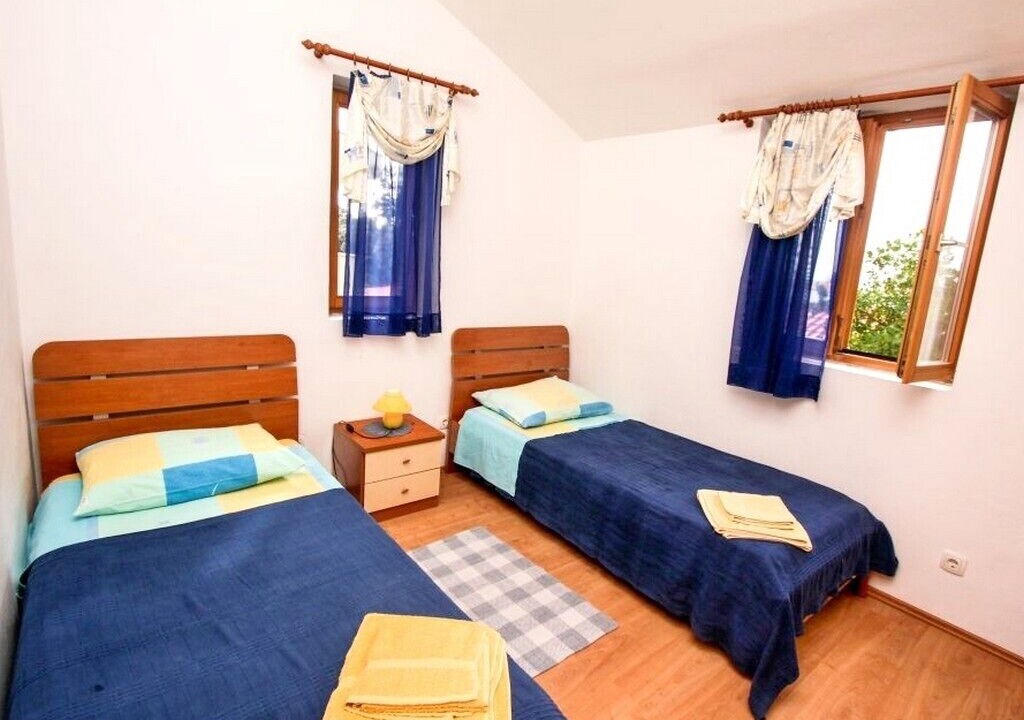 Photo of Bedroom in Petrcane