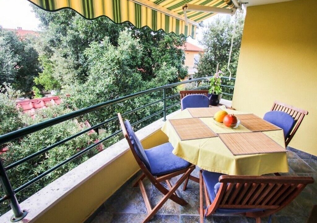 Photo of Outdoor in Petrcane