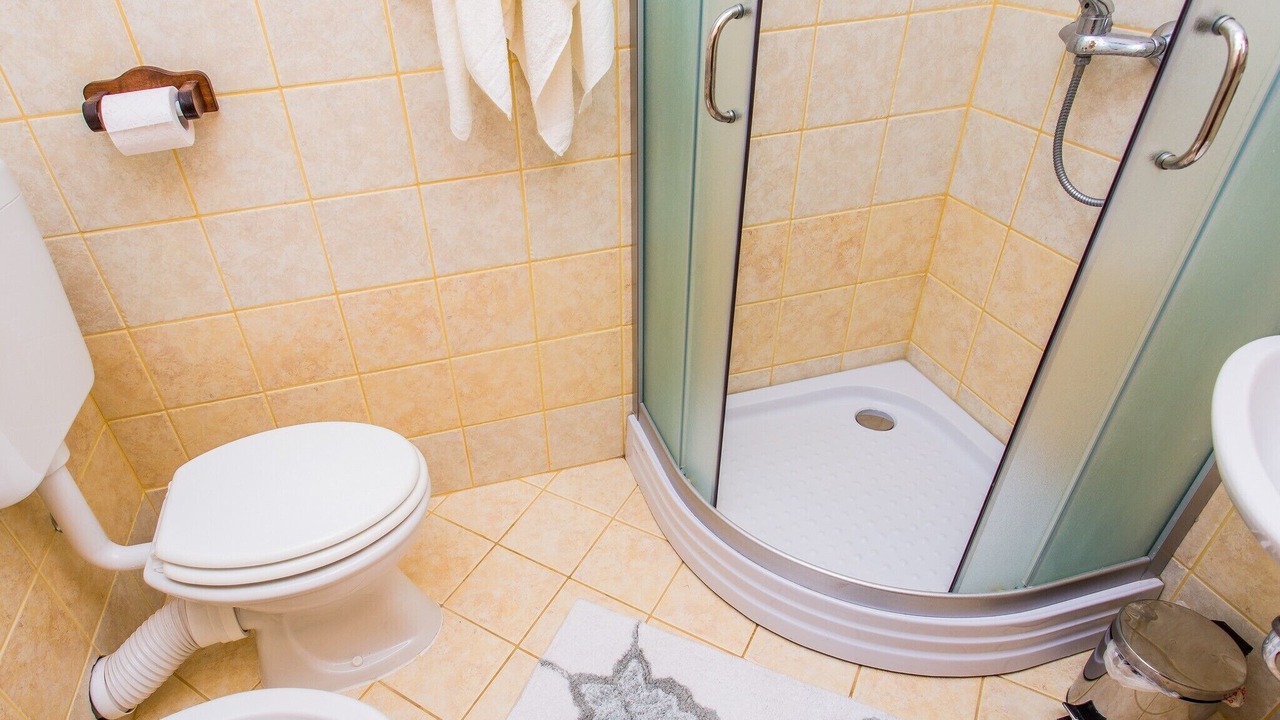 Photo of Bathroom in Kras