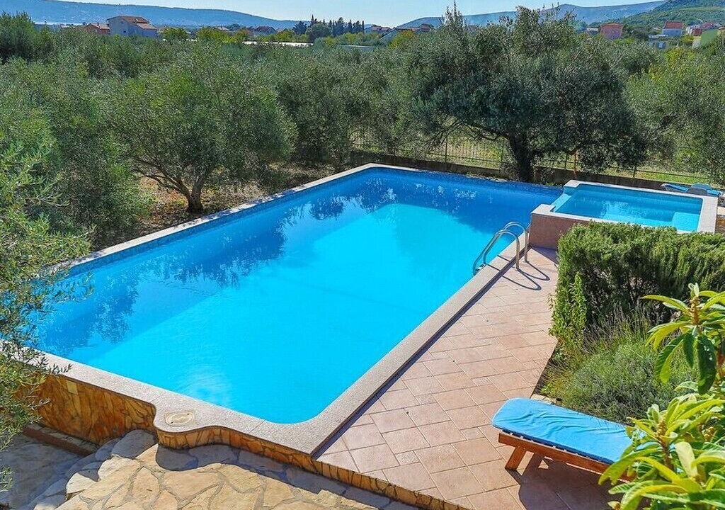 Photo of Outdoor in Rudine