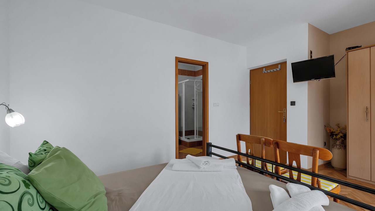 Photo of Bedroom in Duce