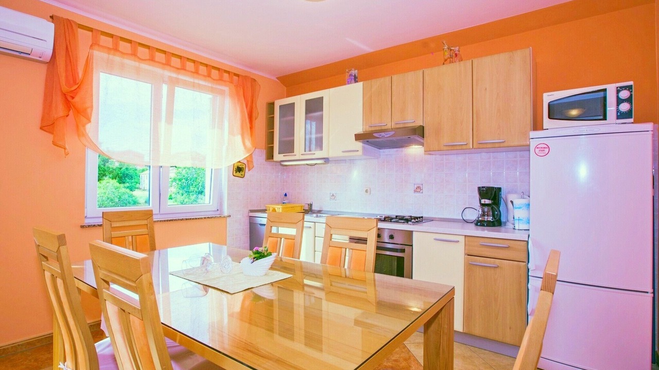 Photo of Kitchen in Lopar