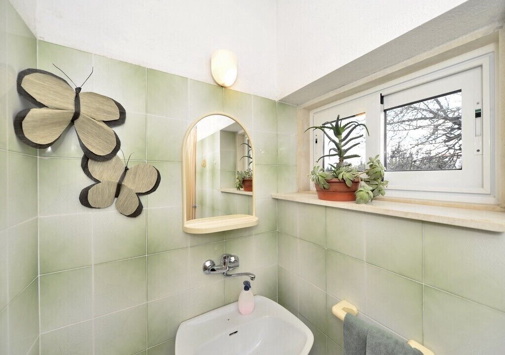 Photo of Bathroom in Sumartin