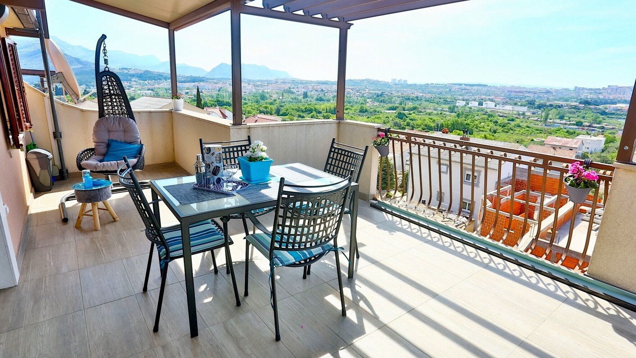 Photo of Outdoor in Solin