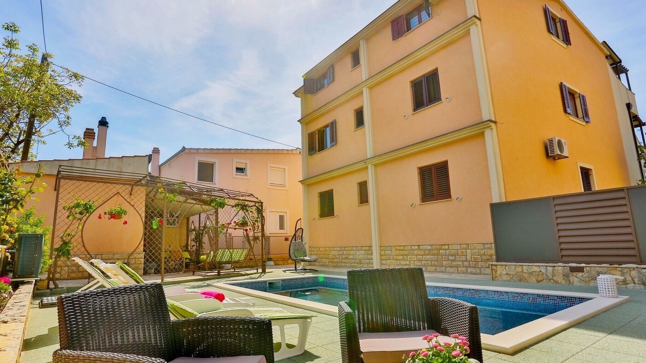 Photo of Outdoor in Solin