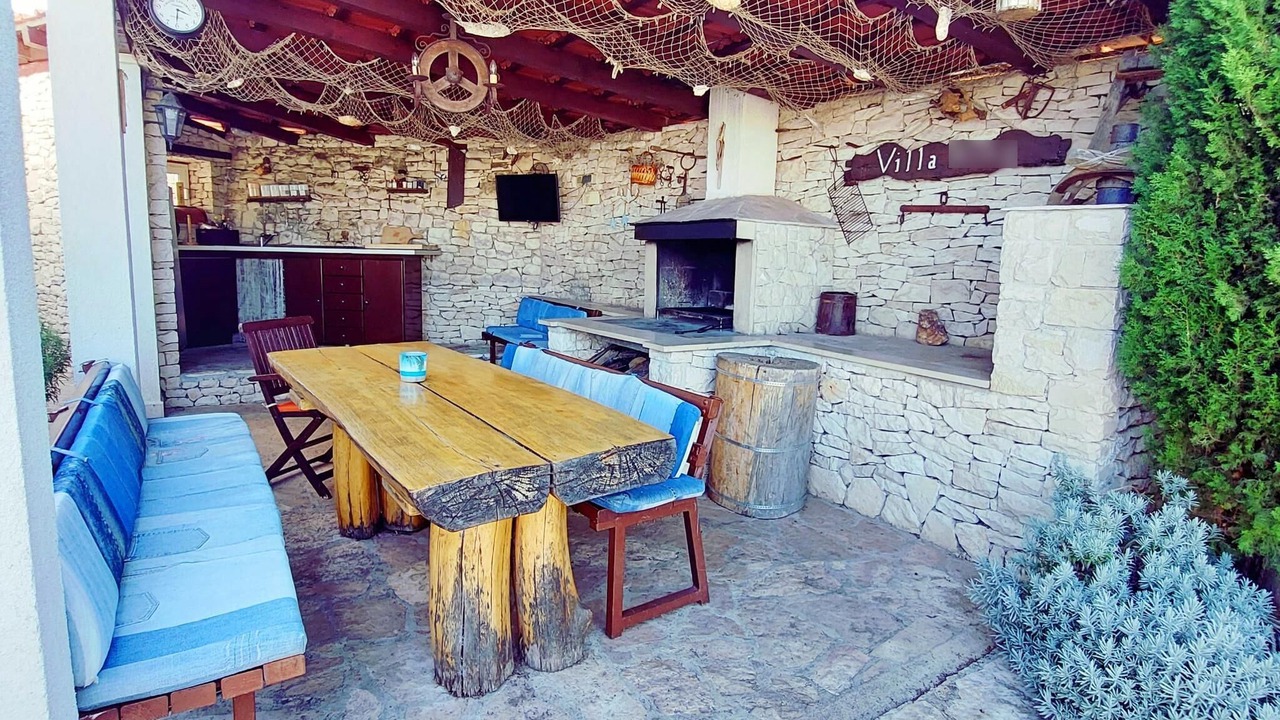 Photo of Outdoor in Supetar