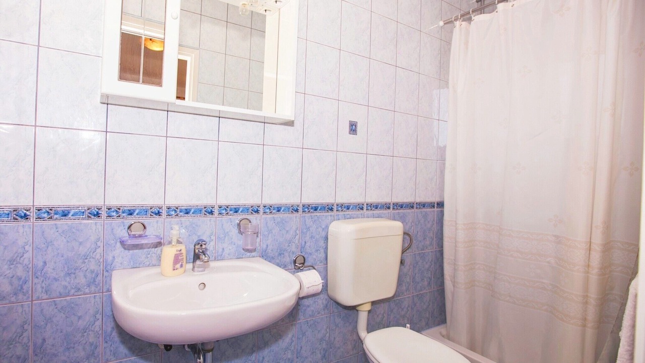 Photo of Bathroom in Lopar