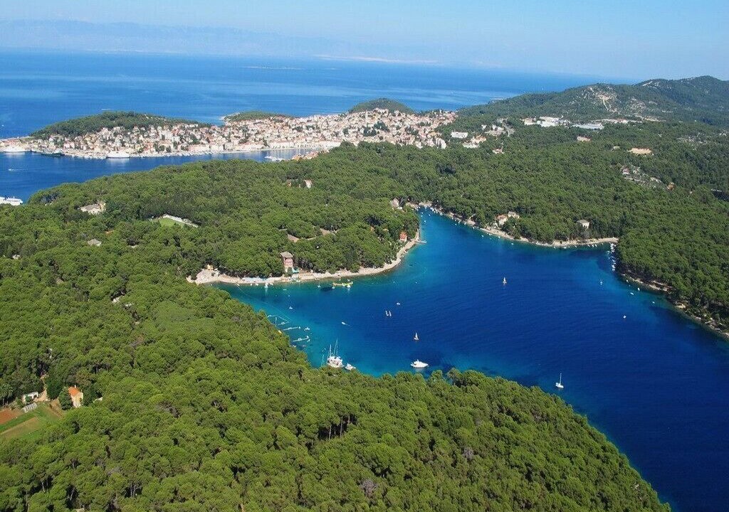 Photo of Outdoor in Cove Murtar
