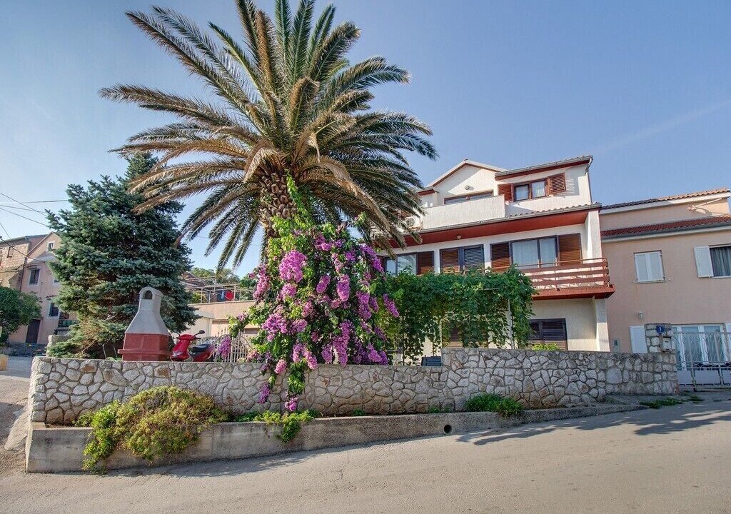 Photo of Outdoor in Cove Murtar