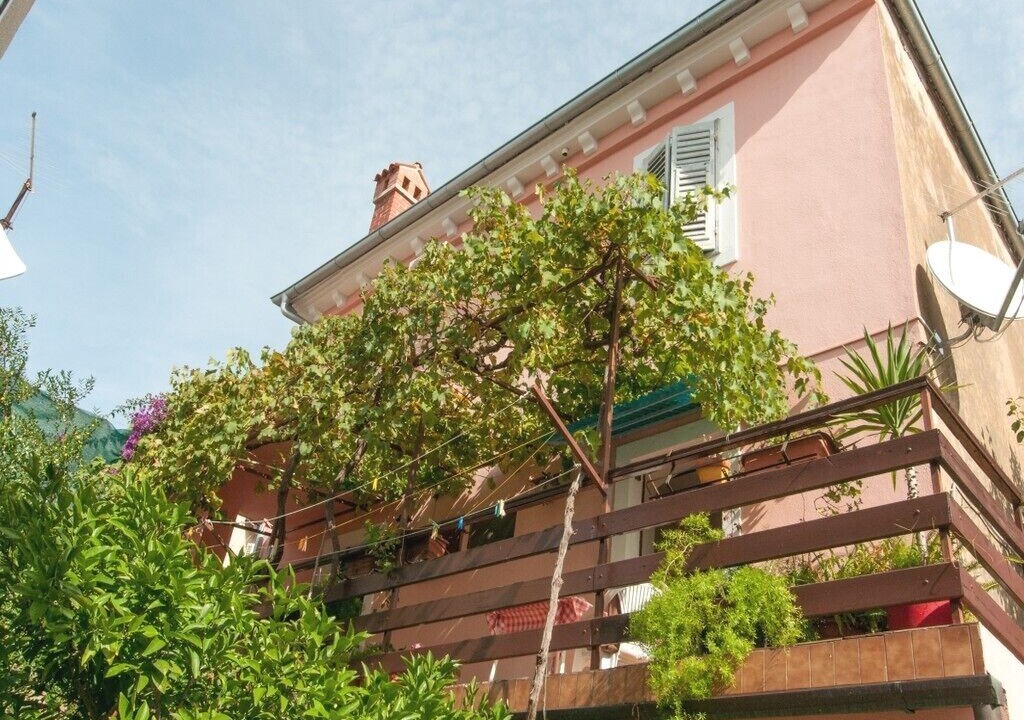 Photo of Outdoor in Cove Murtar