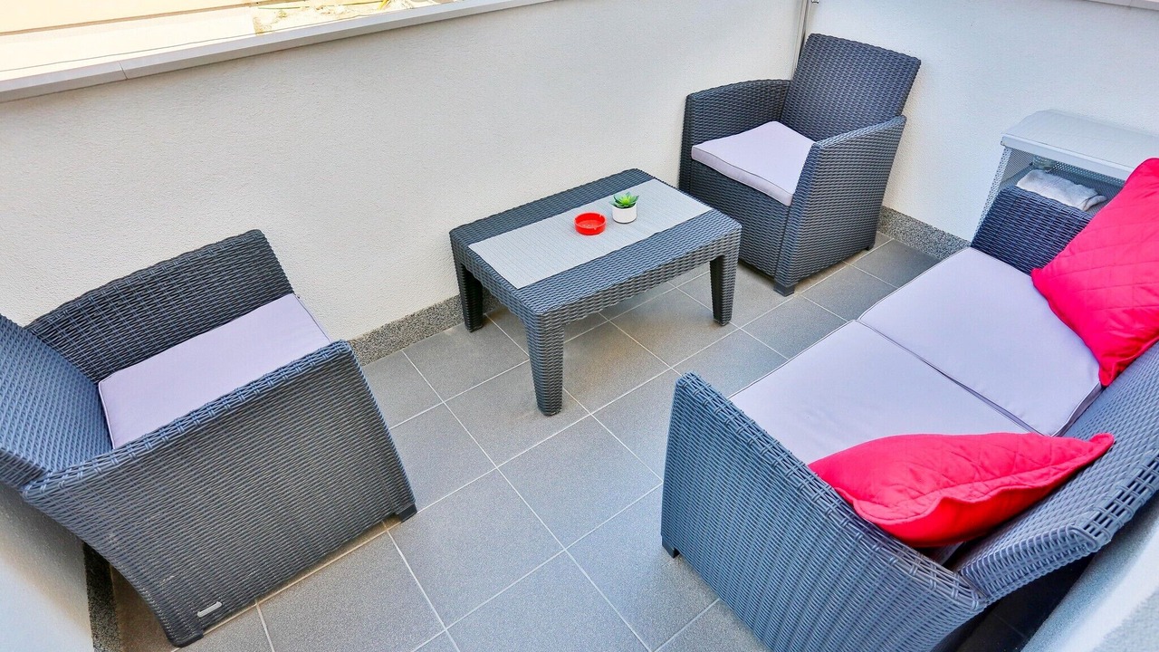 Photo of Patio Balcony in Cove Osibova (Milna)