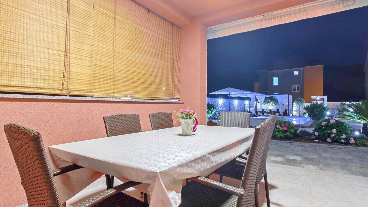 Photo of Outdoor in Grebastica