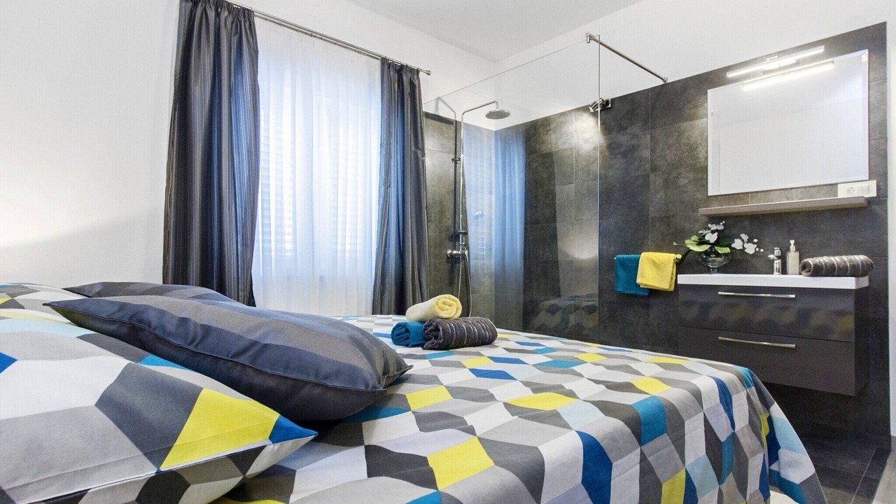Photo of Bedroom in Grebastica