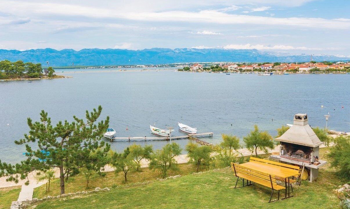 Photo of Outdoor in Nin