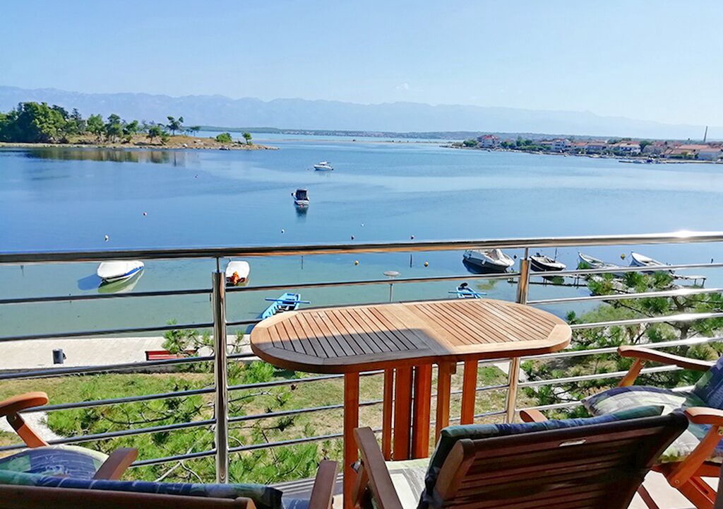 Photo of Outdoor in Nin