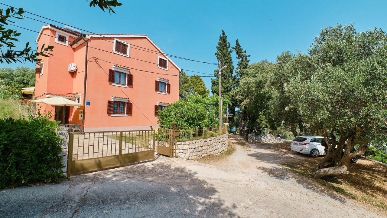Photo of Outdoor in Cunski