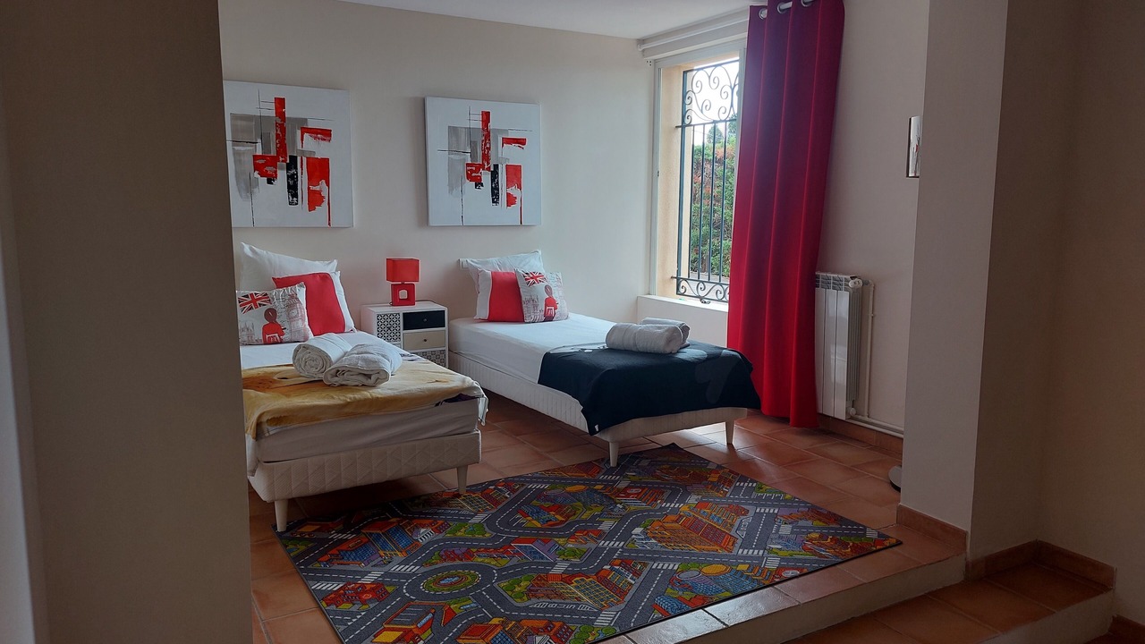 Photo of Bedroom in Plage de la Garonnette