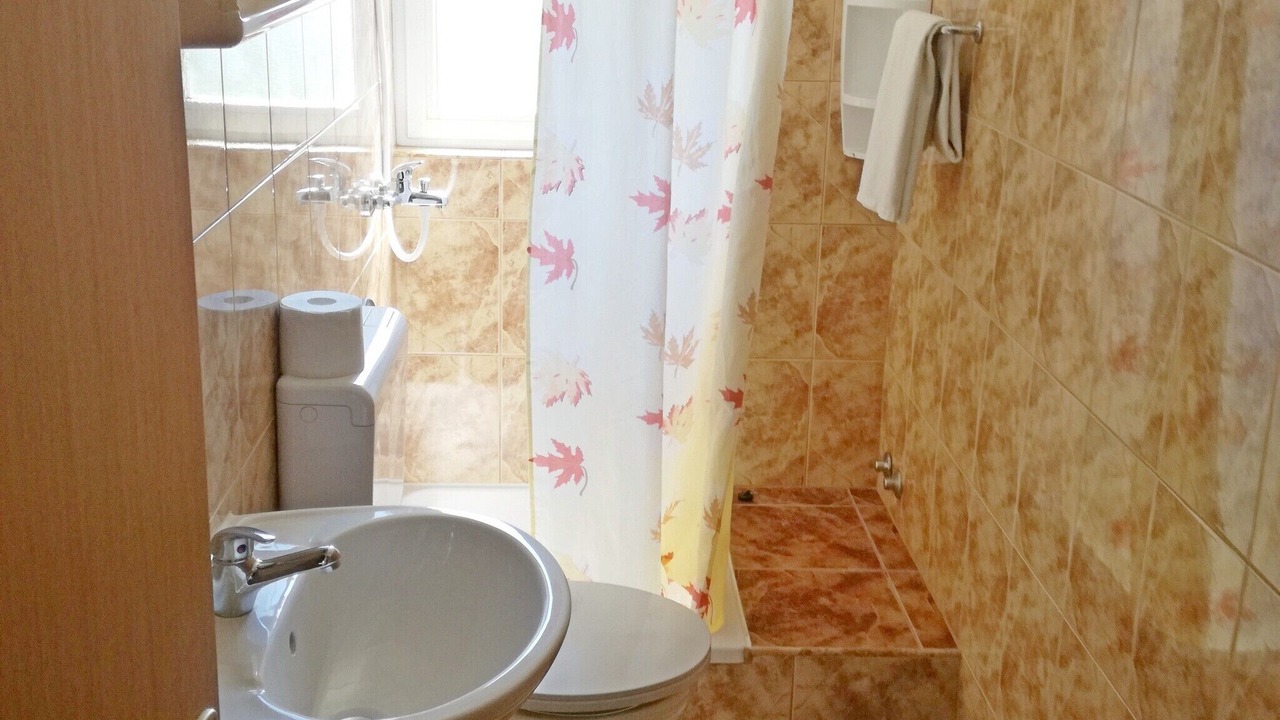 Photo of Bathroom in Kampor