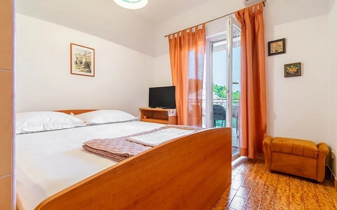 Photo of Bedroom in Krvavica
