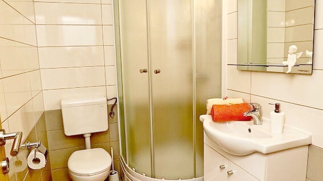 Photo of Bathroom in Sucuraj