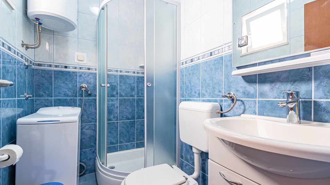 Photo of Bathroom in Cove Tri Zala (Zrnovo)