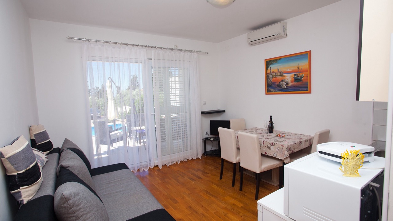 Photo of Livingroom in Banjol
