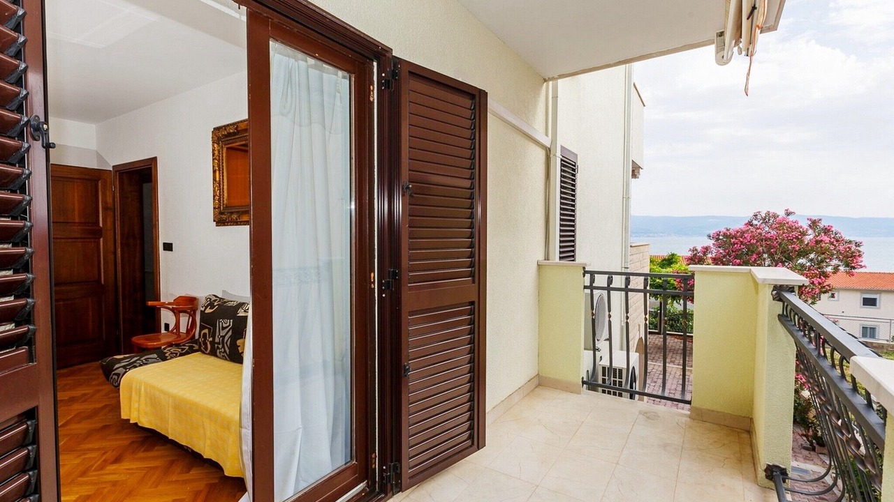 Photo of Bedroom in Duce