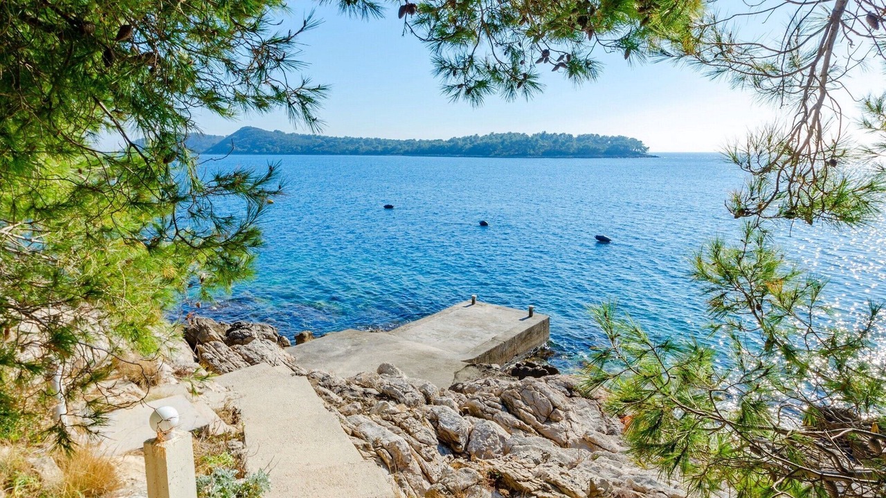 Photo of Outdoor in Blato