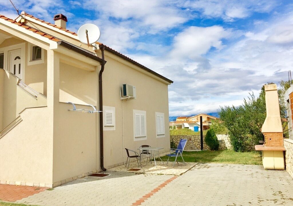 Photo of Outdoor in Nin