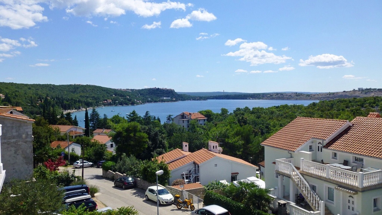 Photo of Others in Omisalj