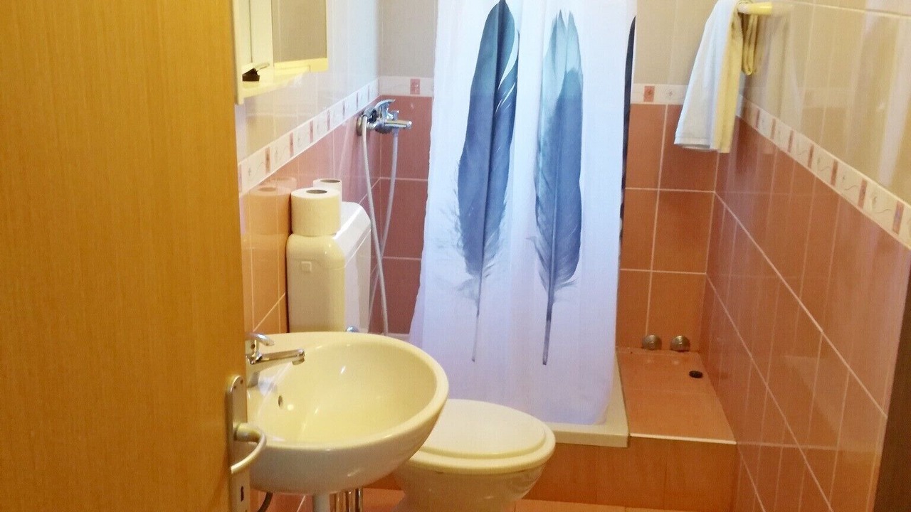 Photo of Bathroom in Kampor