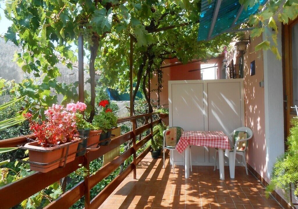 Photo of Outdoor in Cove Murtar
