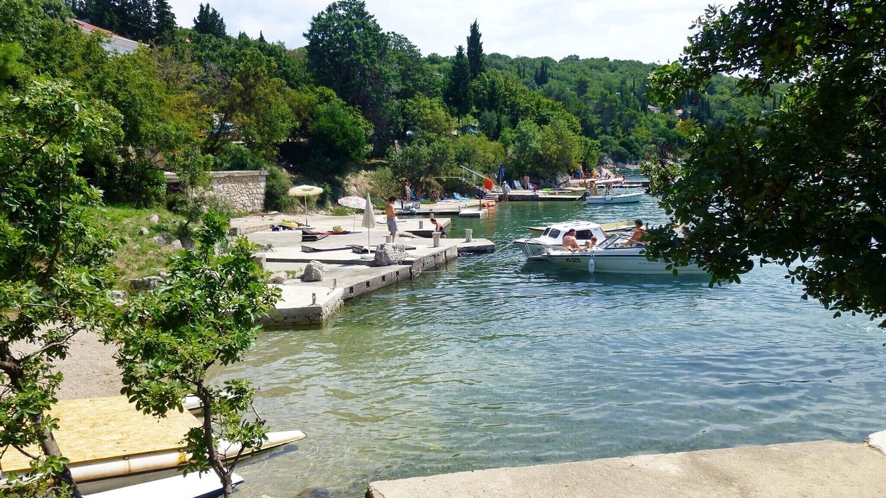 Photo of Others in Omisalj