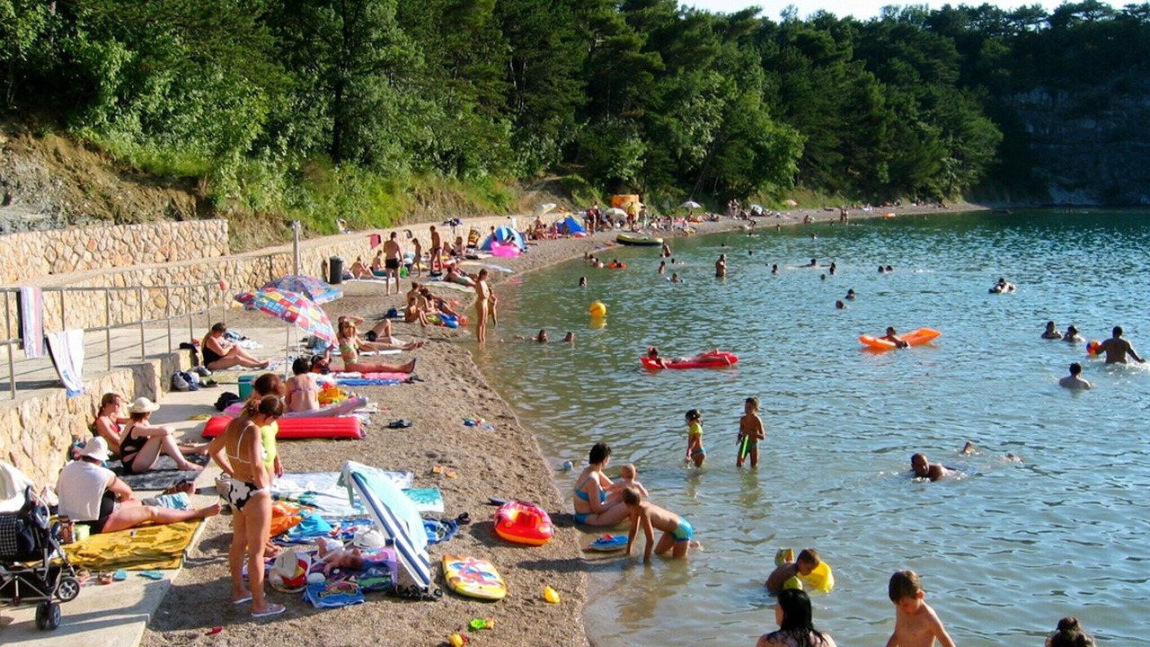 Photo of Others in Omisalj