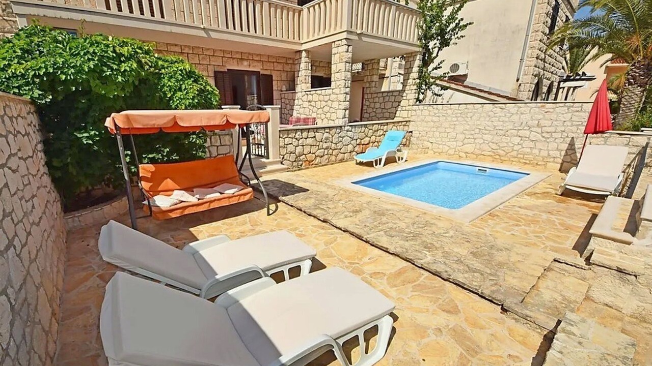 Photo of Patio Balcony in Supetar