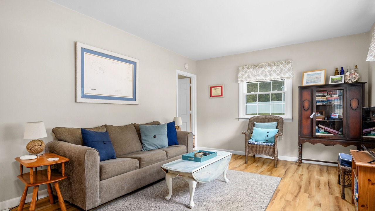 Photo of Livingroom in Barnstable