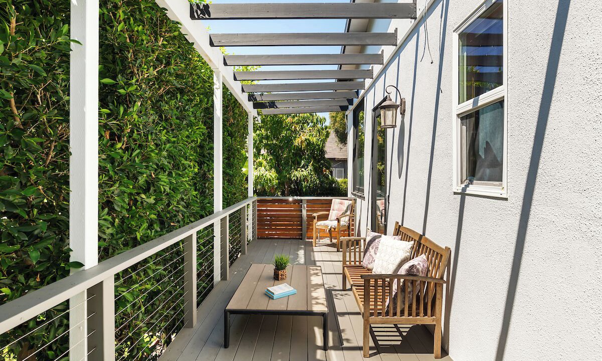 Photo of Patio Balcony in Carlson Park