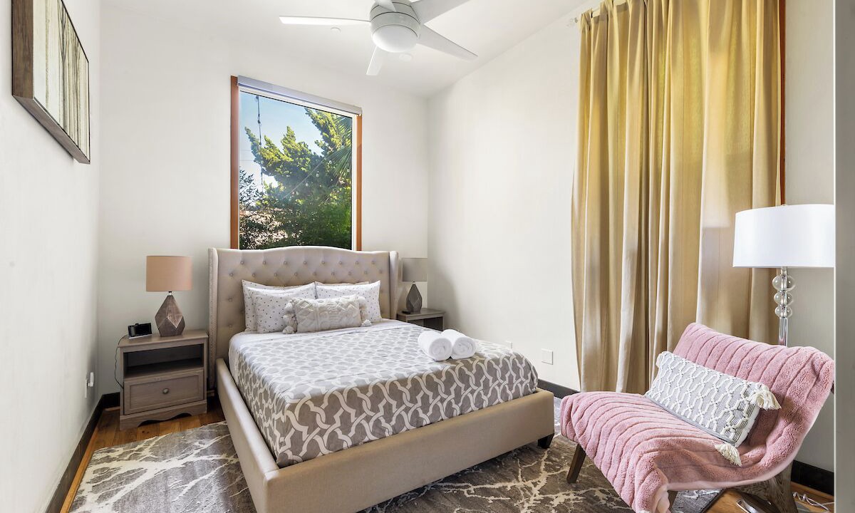 Photo of Bedroom in Carlson Park