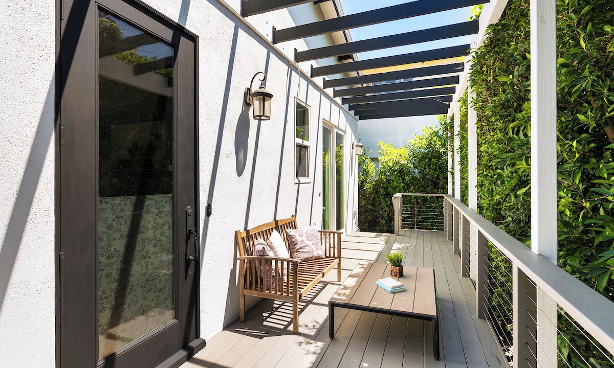 Photo of Patio Balcony in Carlson Park