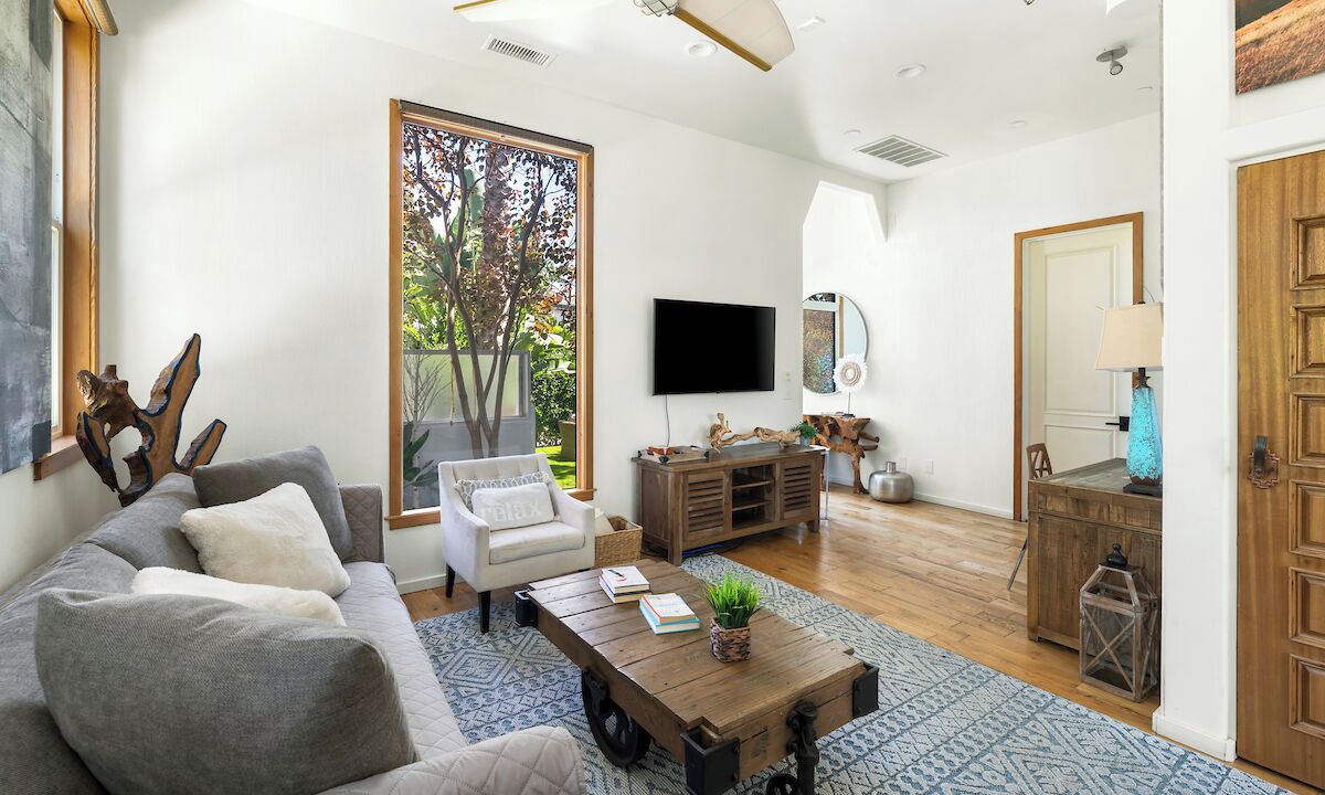 Photo of Livingroom in Carlson Park