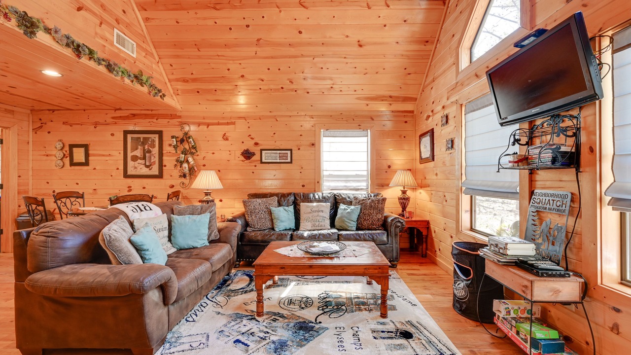 Photo of Bedroom in Broken Bow