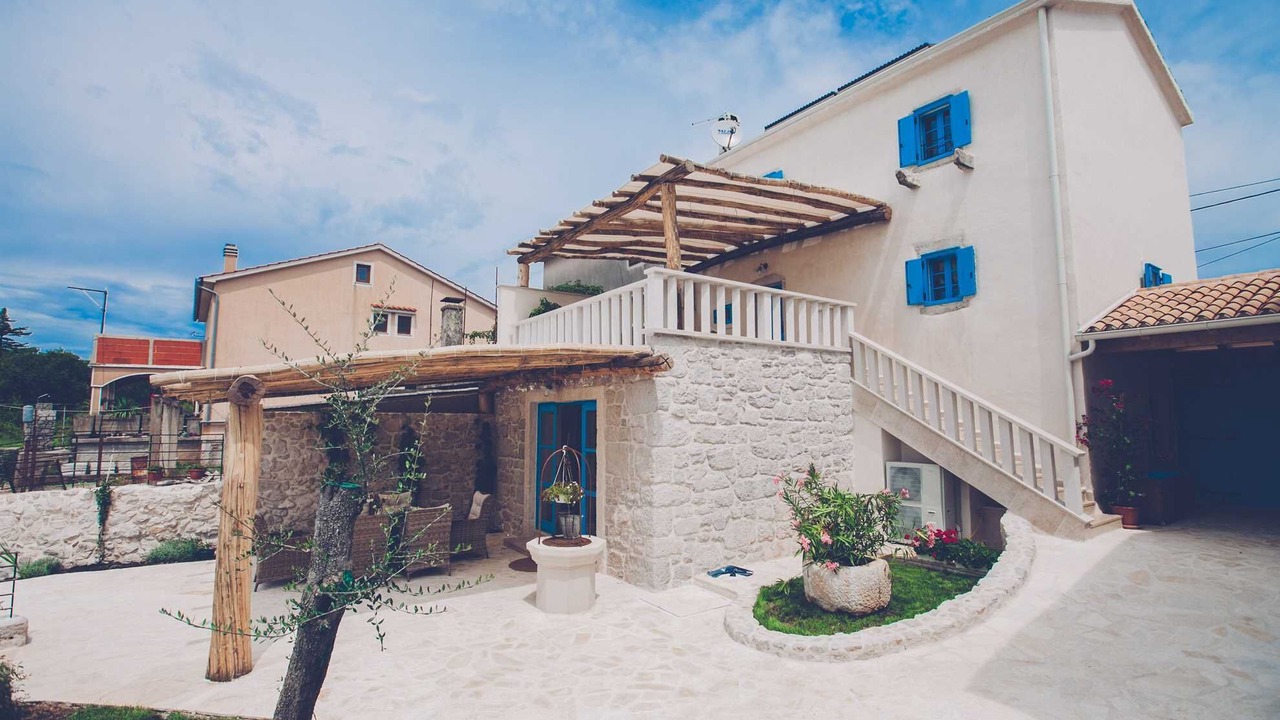 Photo of Outdoor in Gabonjin