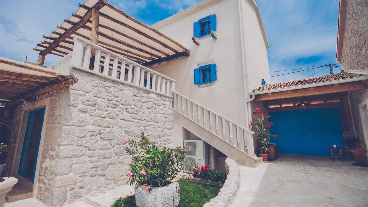 Photo of Outdoor in Gabonjin